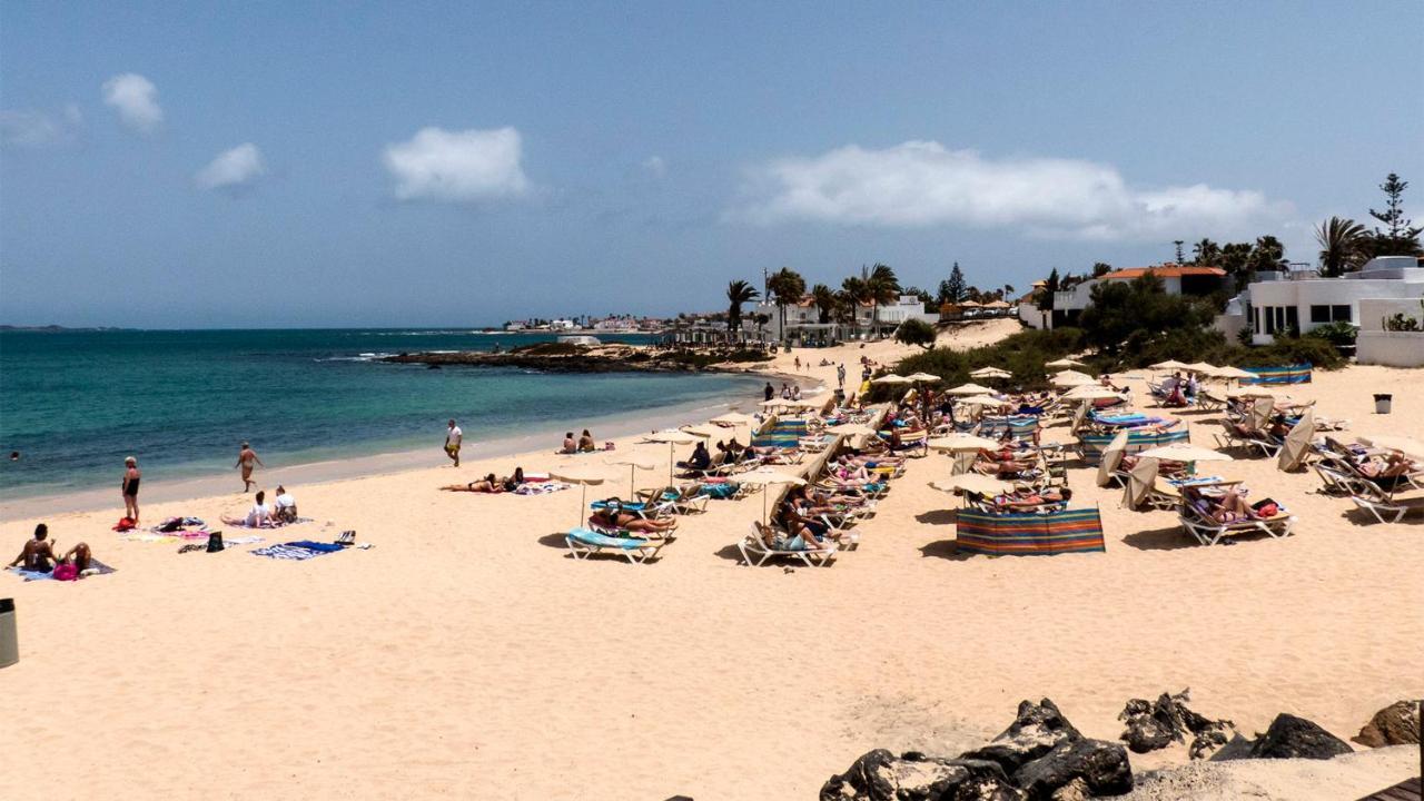 B46 Precioso Apartamento Pegado A La Playa Apartment Corralejo Luaran gambar